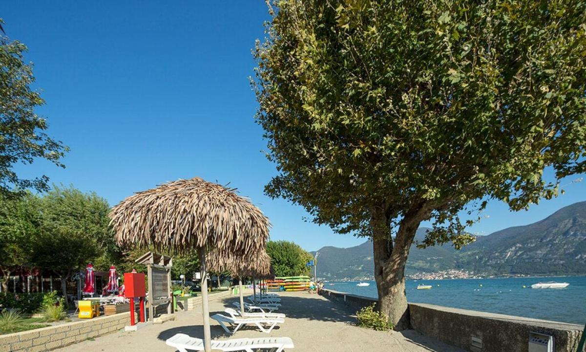 Estivo Premium Deluxe Mobile Homes On Camping Del Sole Village Ιζέο Εξωτερικό φωτογραφία