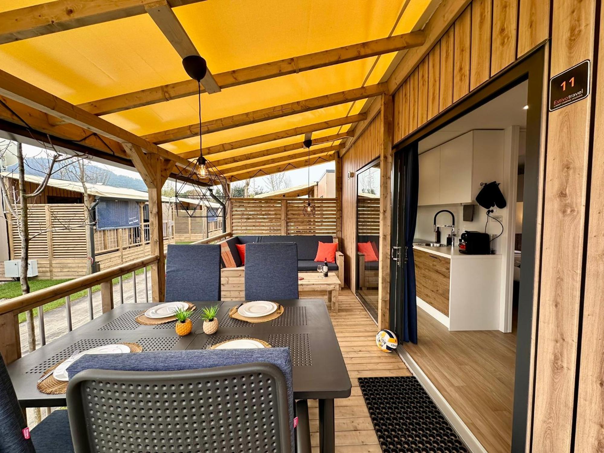 Estivo Premium Deluxe Mobile Homes On Camping Del Sole Village Ιζέο Εξωτερικό φωτογραφία