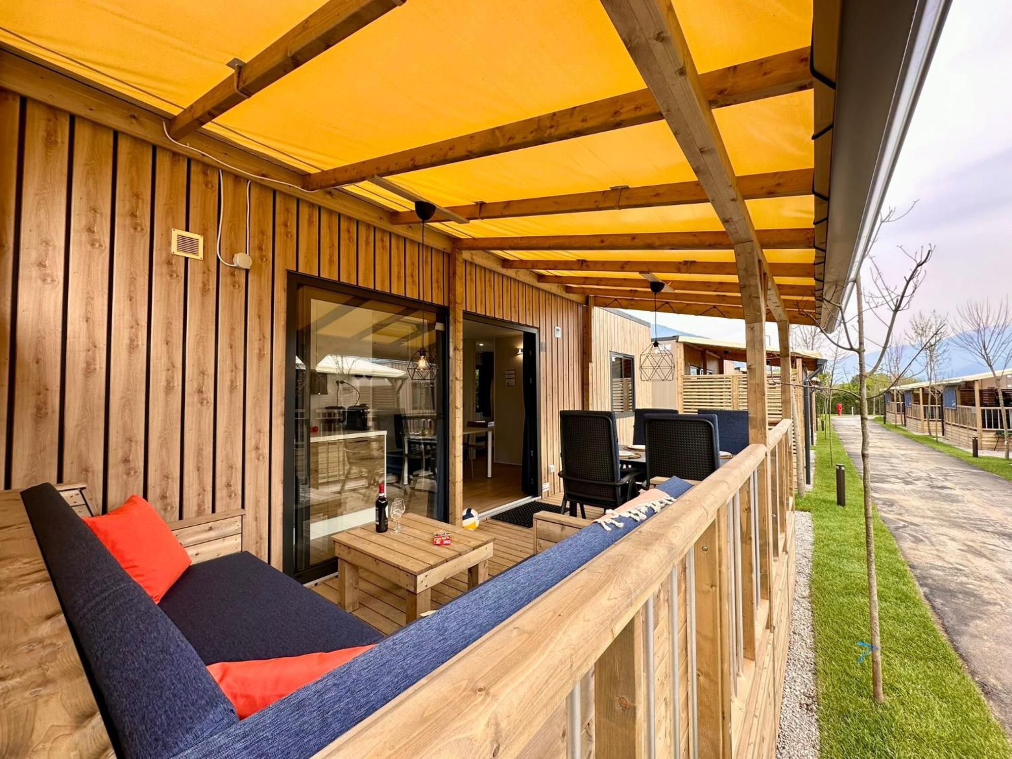 Estivo Premium Deluxe Mobile Homes On Camping Del Sole Village Ιζέο Εξωτερικό φωτογραφία
